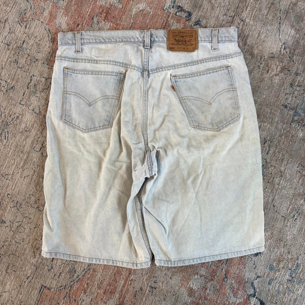 Vintage Levis 550 Orange Tab Relaxed Fit Denim Shorts Light Wash Mens 38 USA